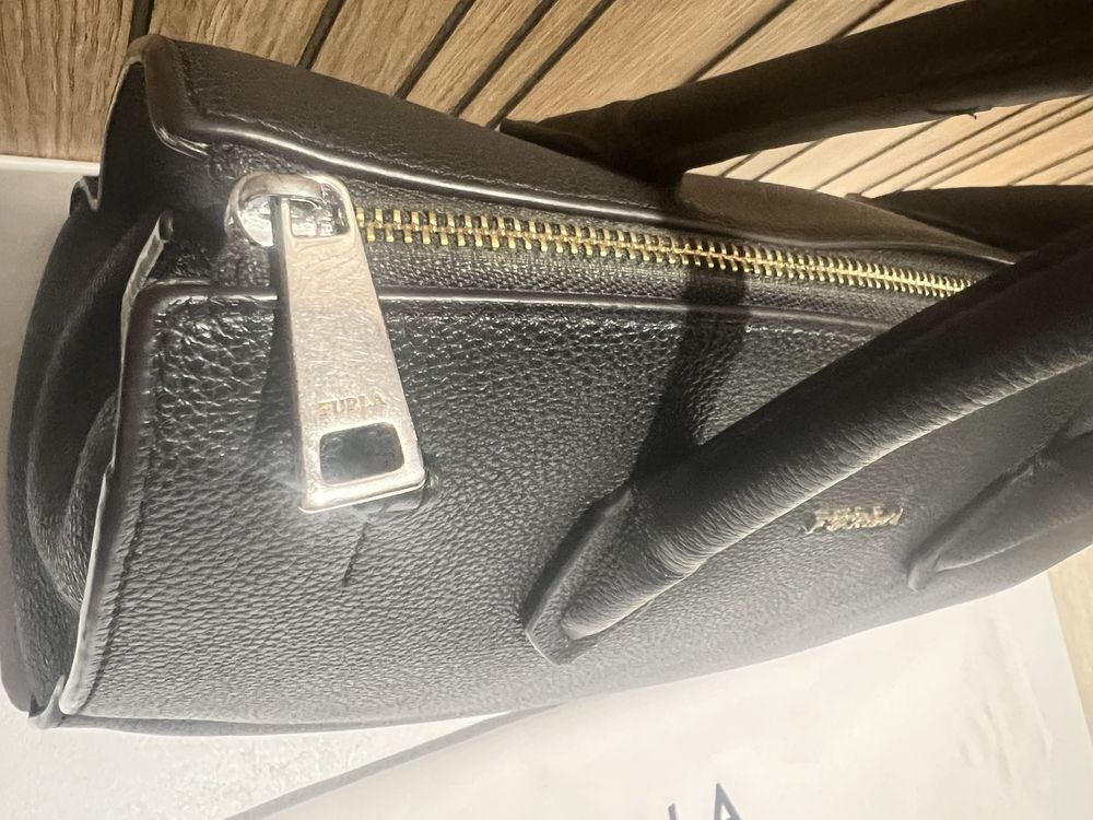 Дамска чанта Furla