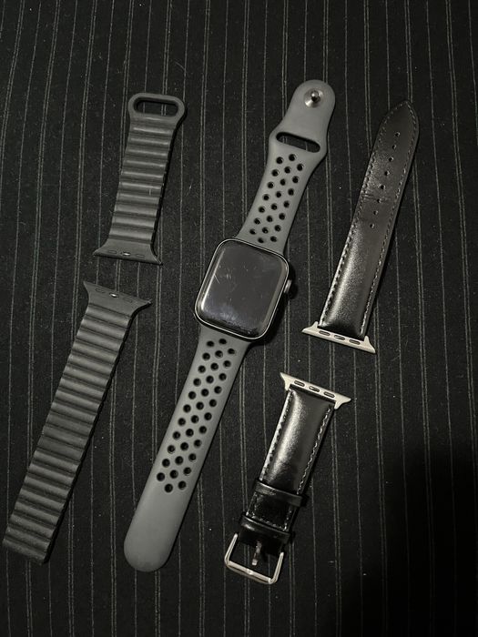 Apple Watch SE Nike Edition 44 mm