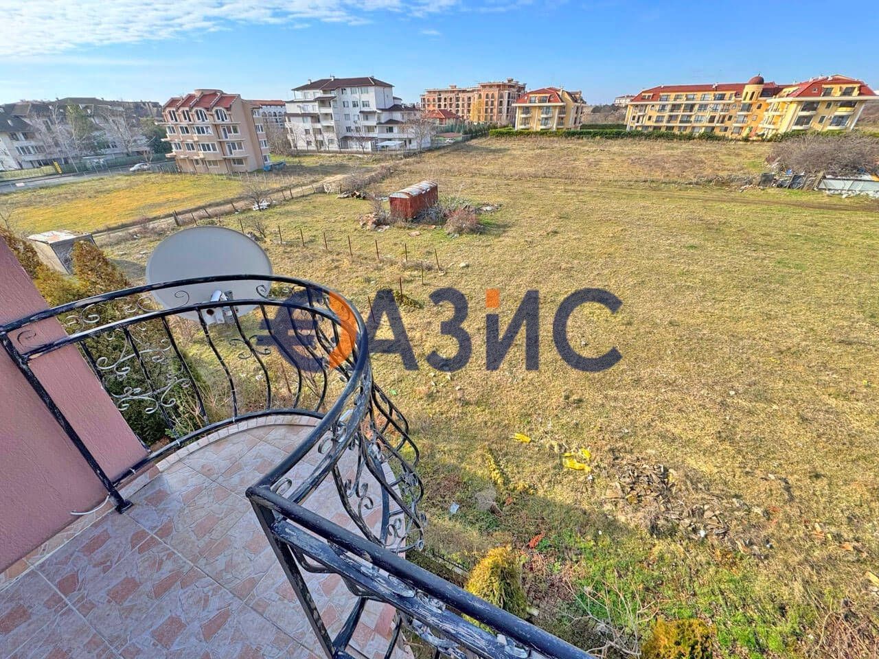 Продава се Двустаен апартамент в с. Равда, Област Бургас - 70 кв.м за 1179 €/кв.м - Снимка #13