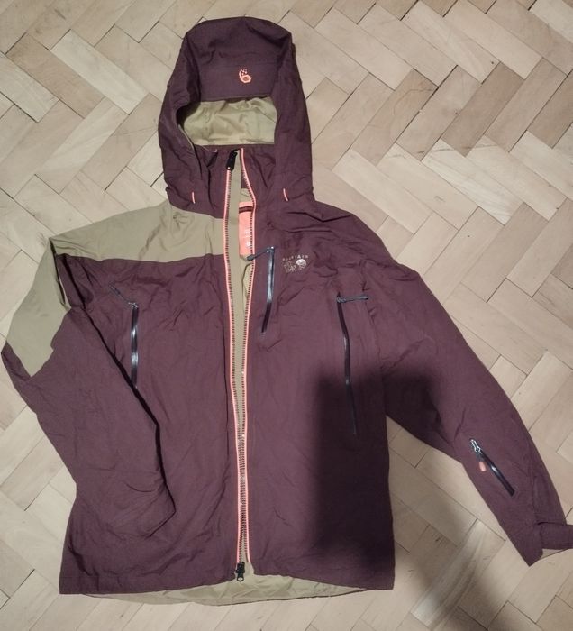 Яке - Mountain Hardwear
