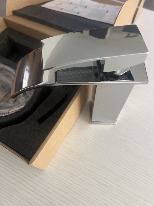 Vand baterie chiuveta baie