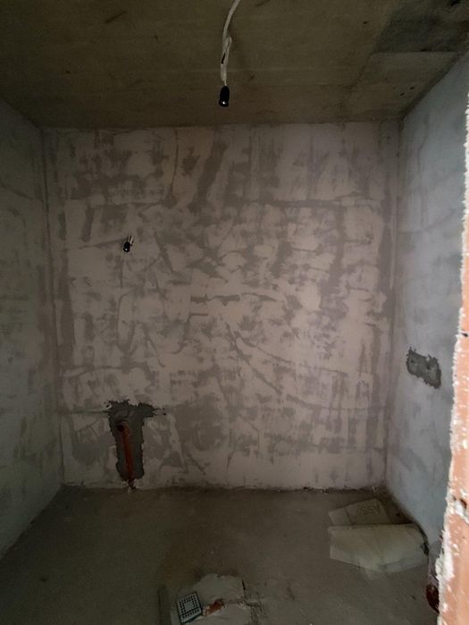 Продава се Двустаен апартамент в Бургас, Център - 65 кв.м за 1095 €/кв.м - Снимка #4