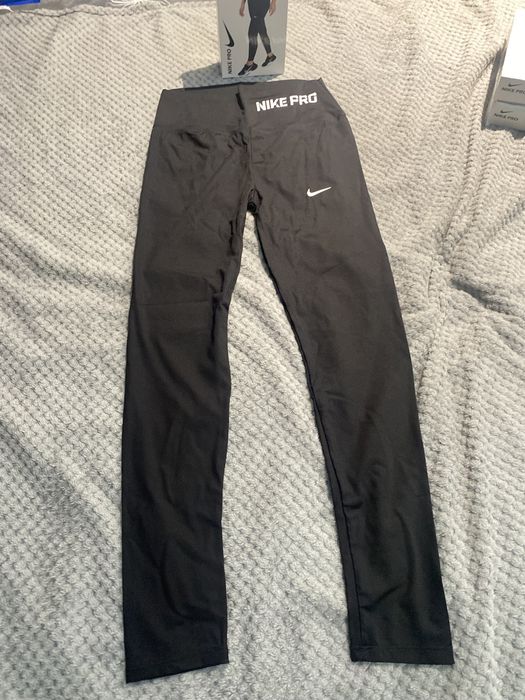 Спортен клин NIKE