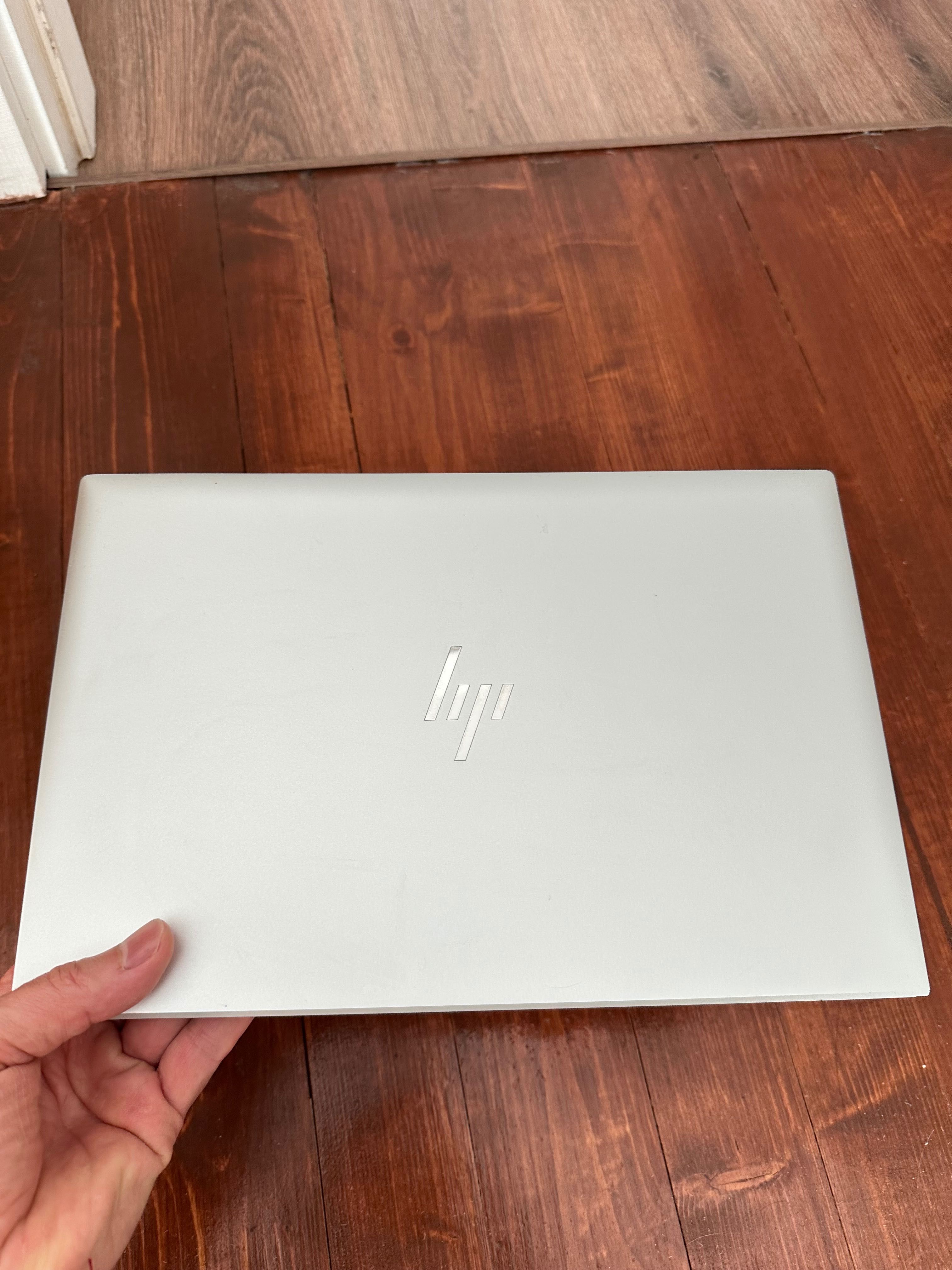 HP Elitebook 830 G8, 16G RAM, Business PRO 256GB SSD, Windows 11 PRO