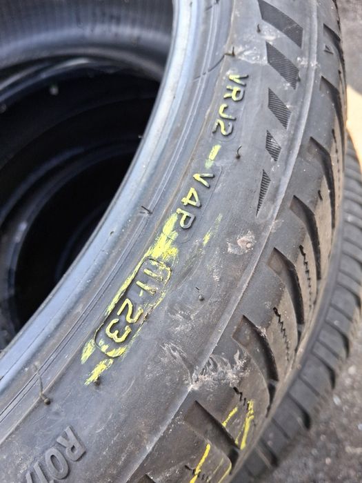 225 40 19 BRIDGESTONE 2бр зимни дот 2023г