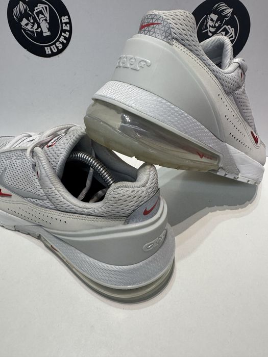 Маратонки NIKE AIR MAX .Номер 42