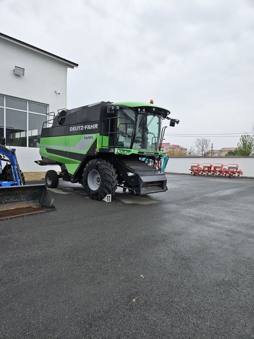 Combina Deutz Fahr C6205