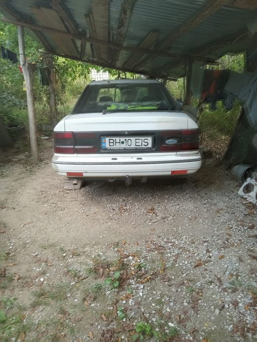 Vând: Ford Scorpio-tip limuzină