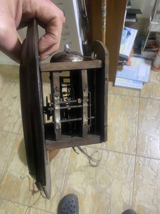 Ceas taranesc de perete cu pendul