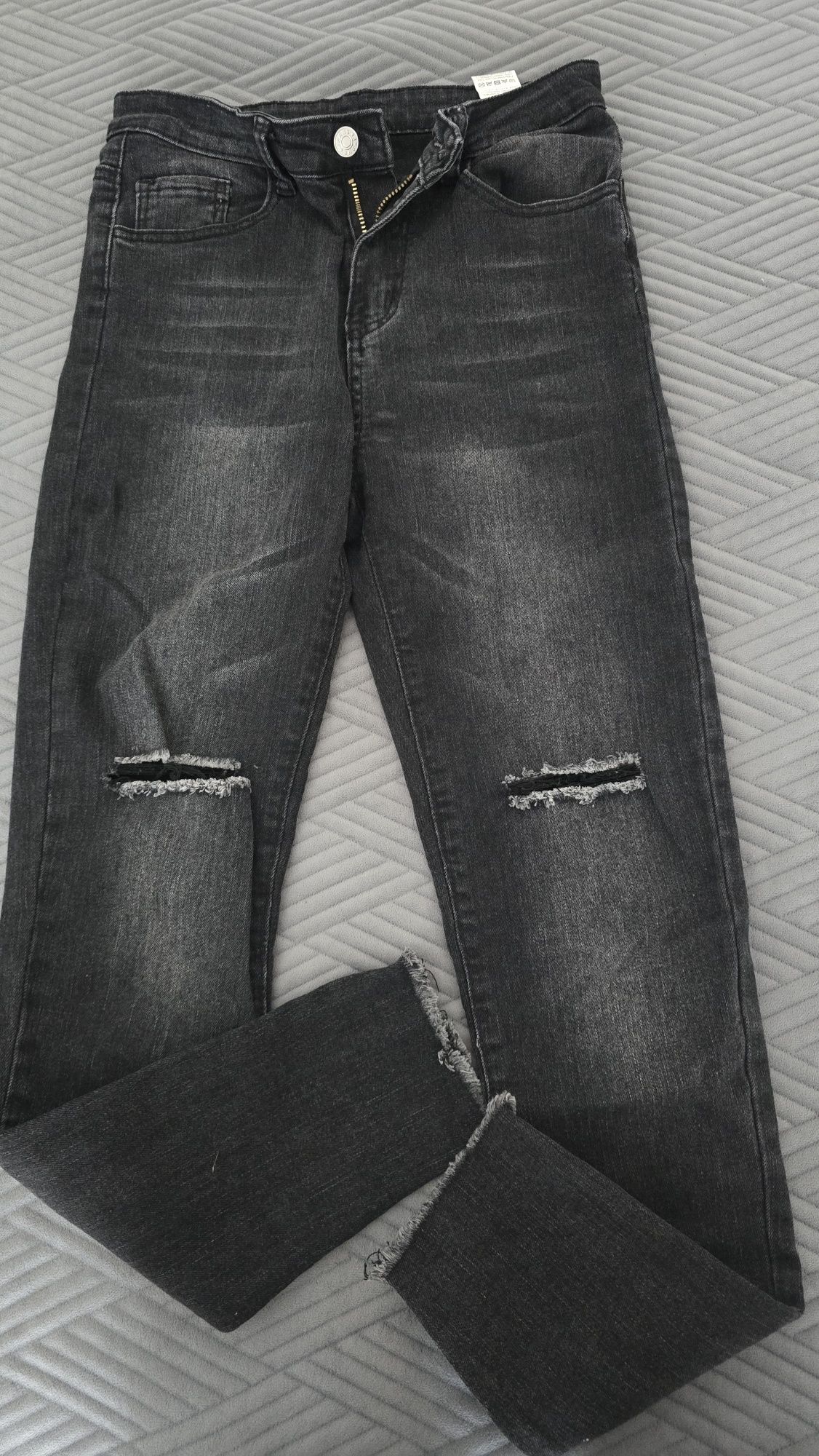 Blugi negri fit mărimea 34