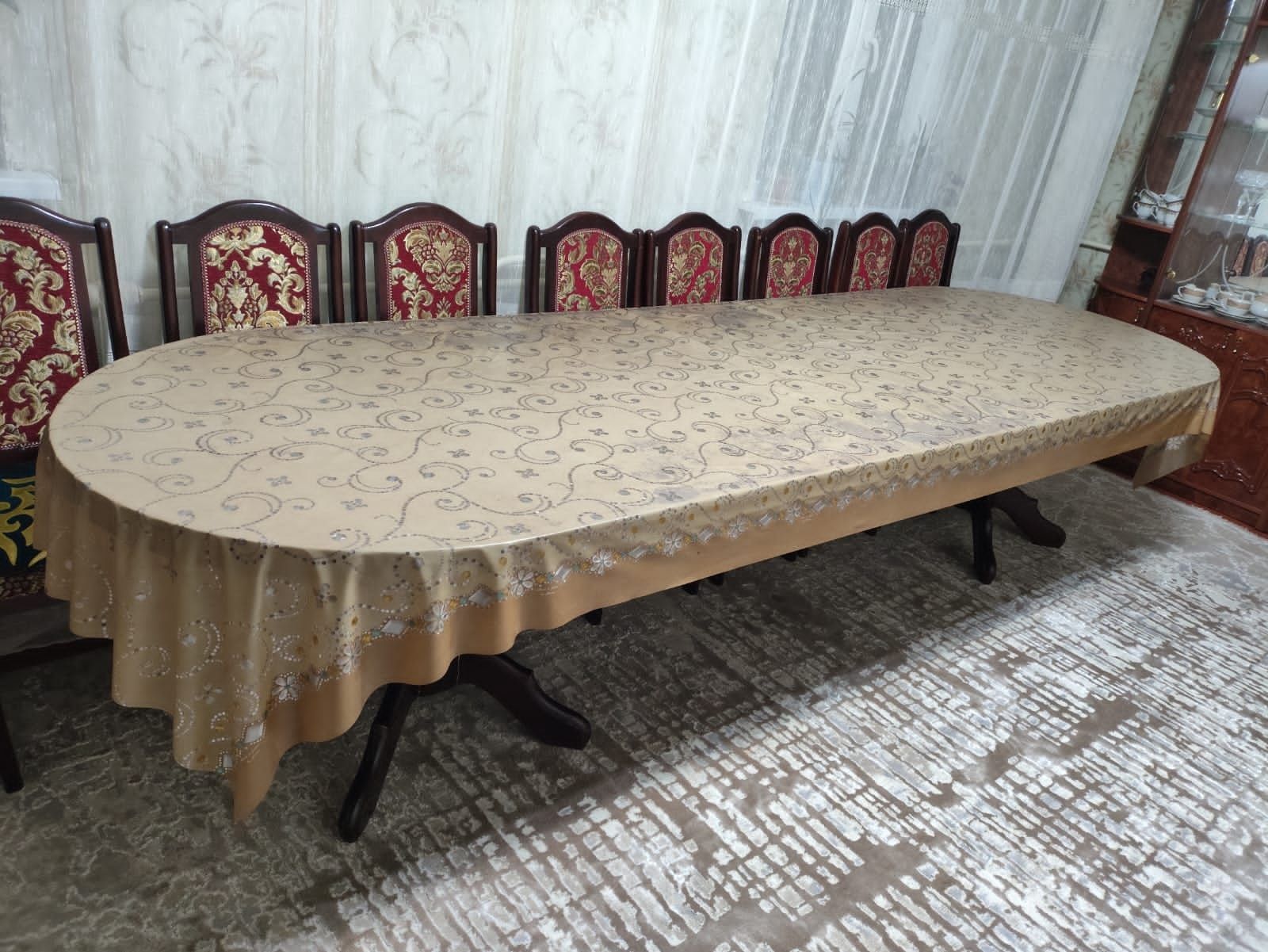 Продам стол со стульями