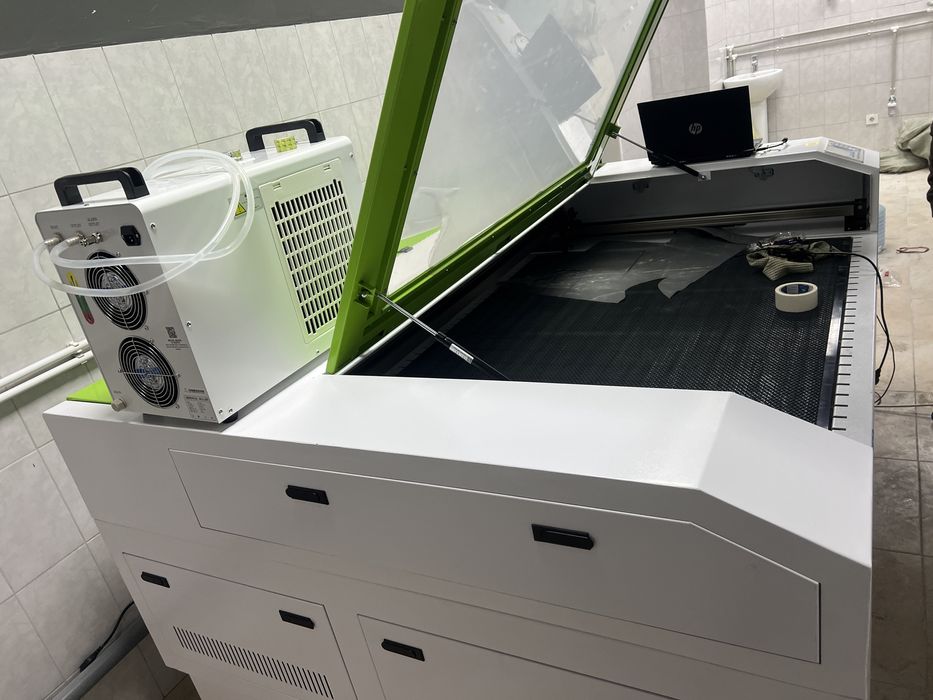 Лазерный станок , лазерный резка