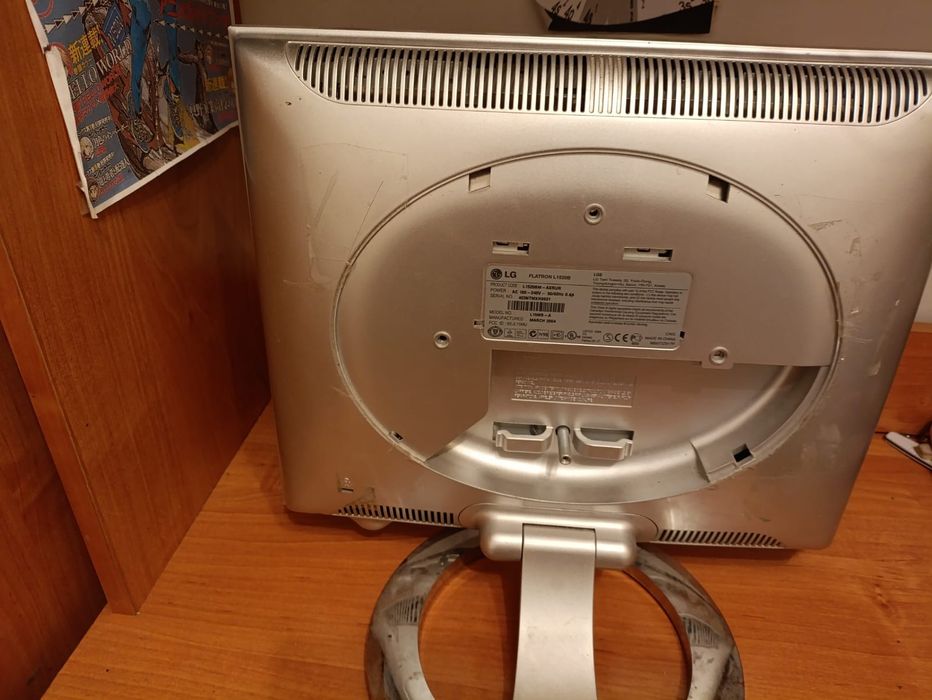 Продам монитор оригинал