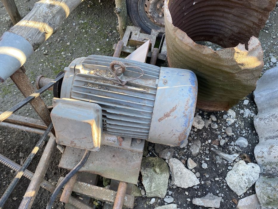 Motor trifazat 15 kw la 3000 rot/ min