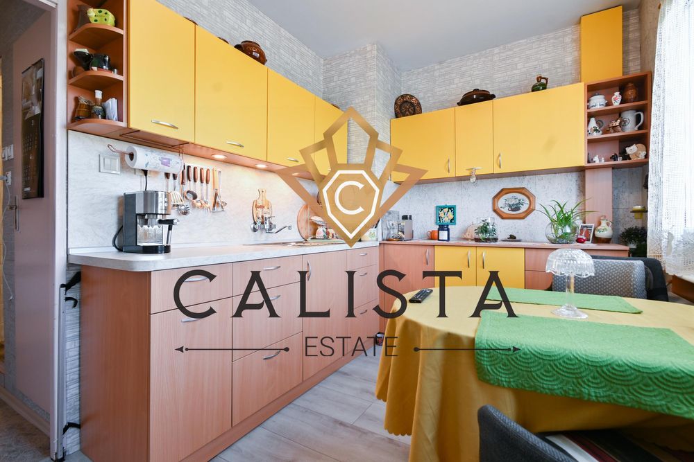 Продава се Двустаен апартамент в София, Свобода - 65 кв.м за 2460 €/кв.м - Снимка #4