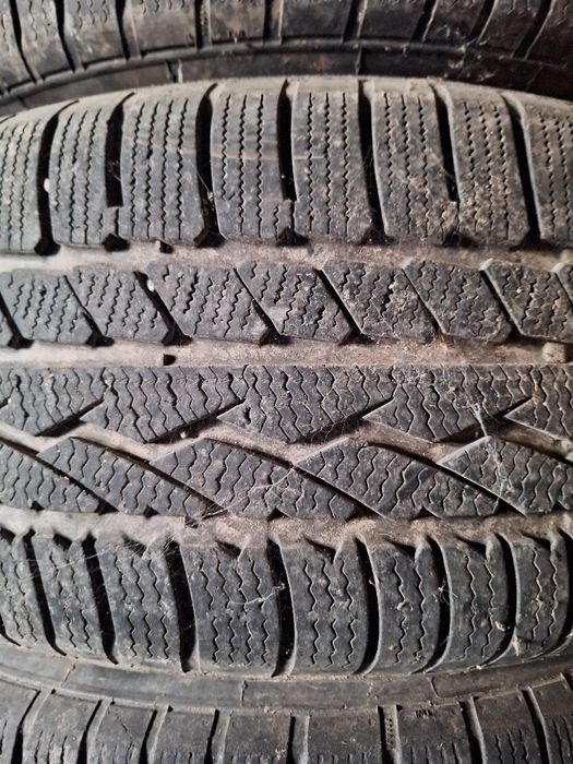 Зимни гуми с джантите