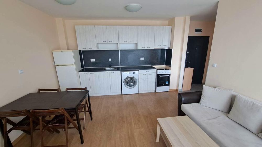 Дава се под наем Двустаен апартамент в София, Люлин 1 - 52 кв.м за 400 € - Снимка #1