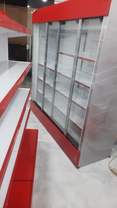 Витрина холадиьлник