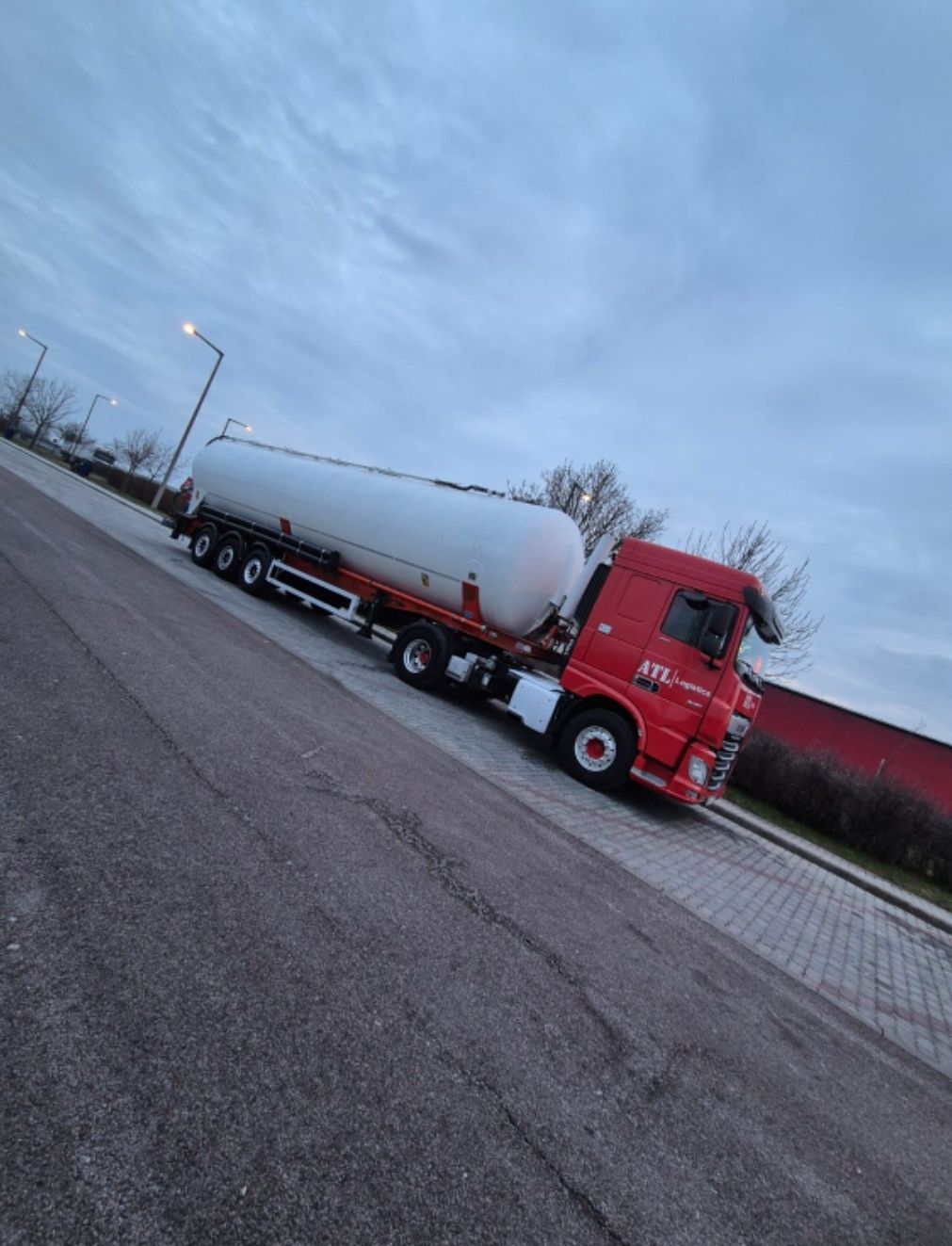 Silo cisterna Feldbinder  63 mc