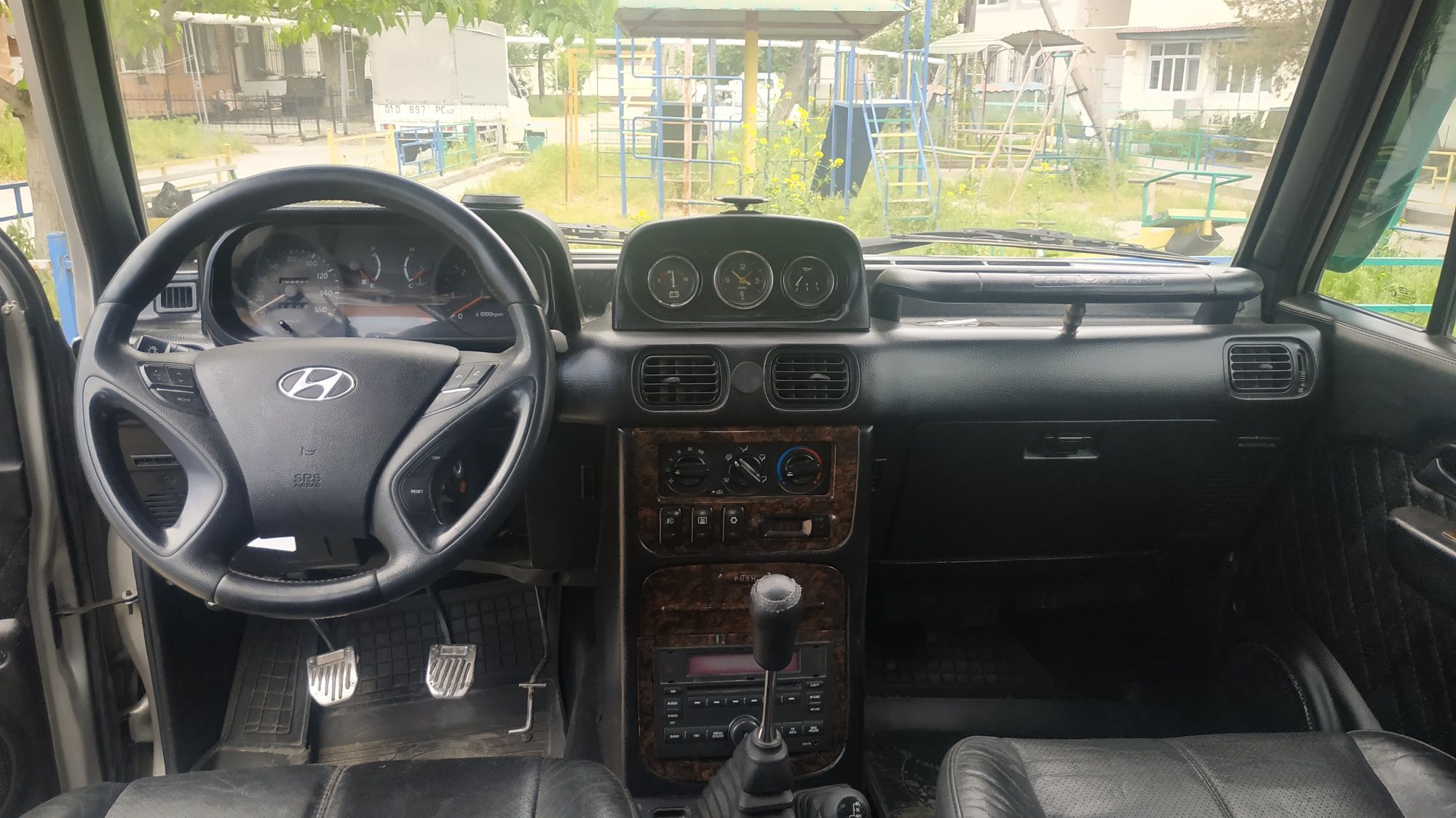 Продается Hyundai Galloper 2001г