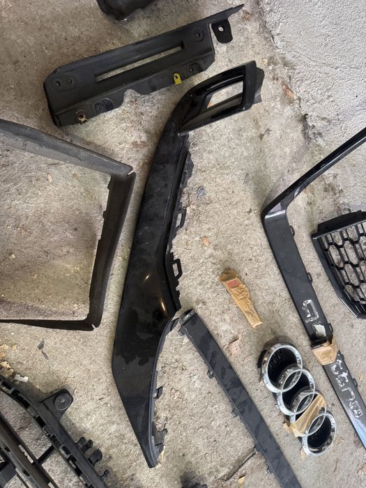 Audi RS3 - Оригинални части от предна броня