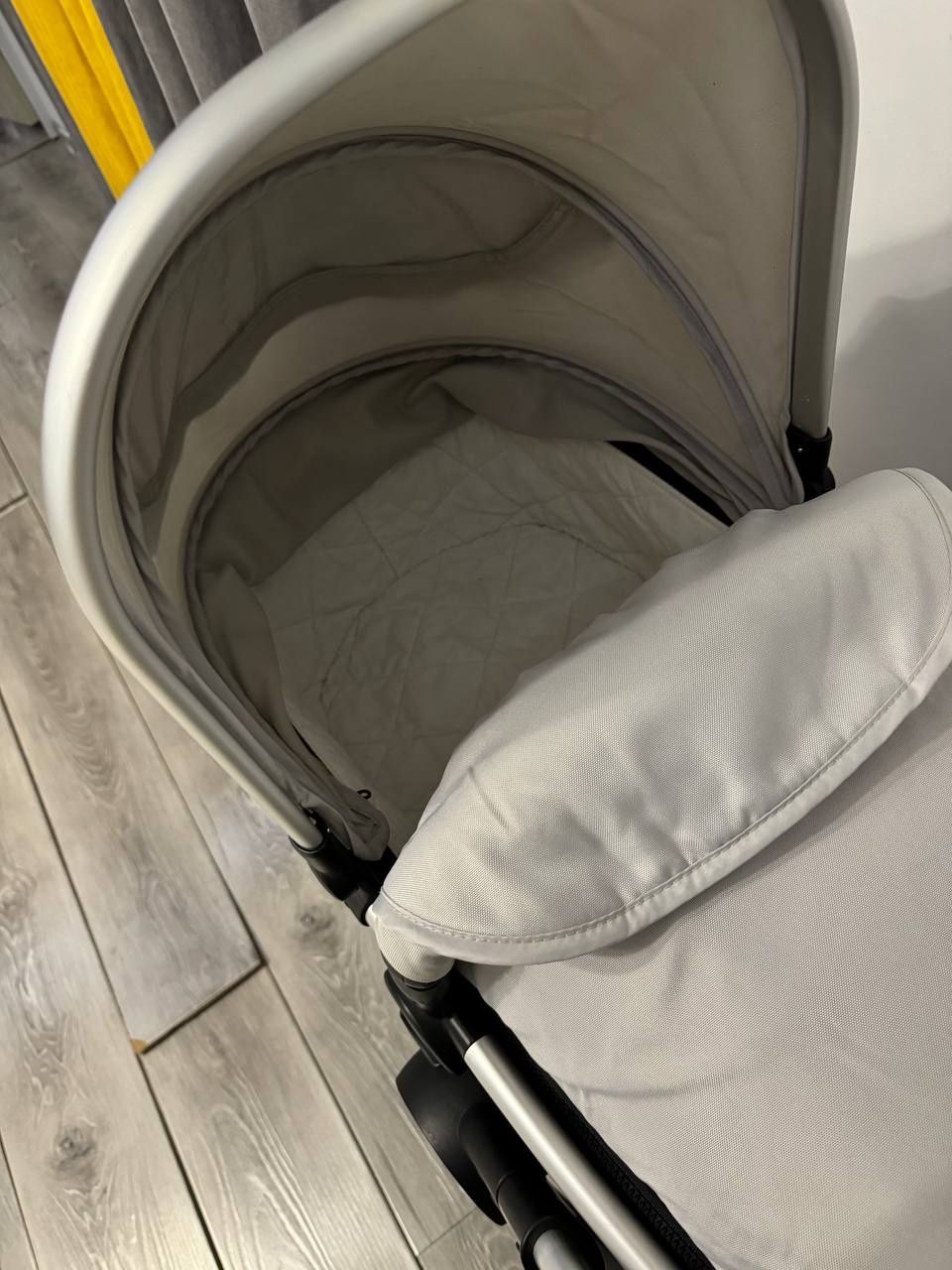 Коляска « mothercarе» 3в1