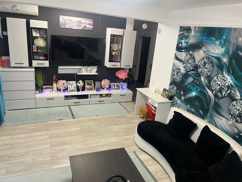 Vand Apartament cu doua camere Militari