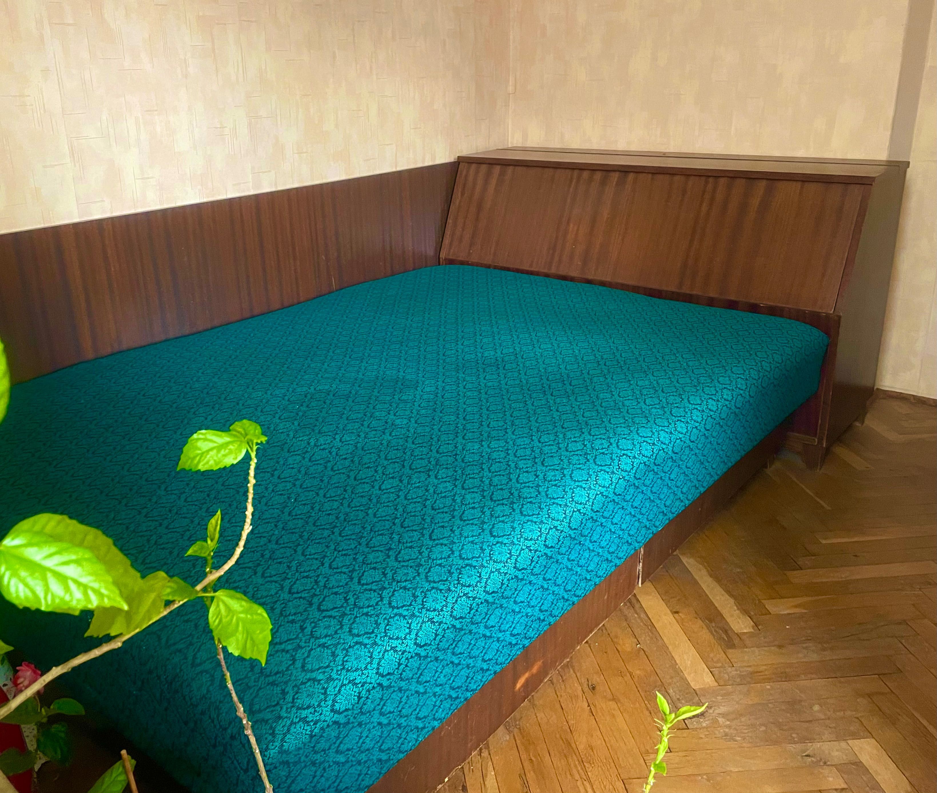 Легло персон и половина с ракла