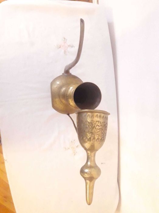 Carafa cu capac din alama gravat manual