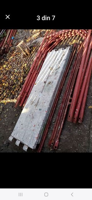 Vând schela metalica