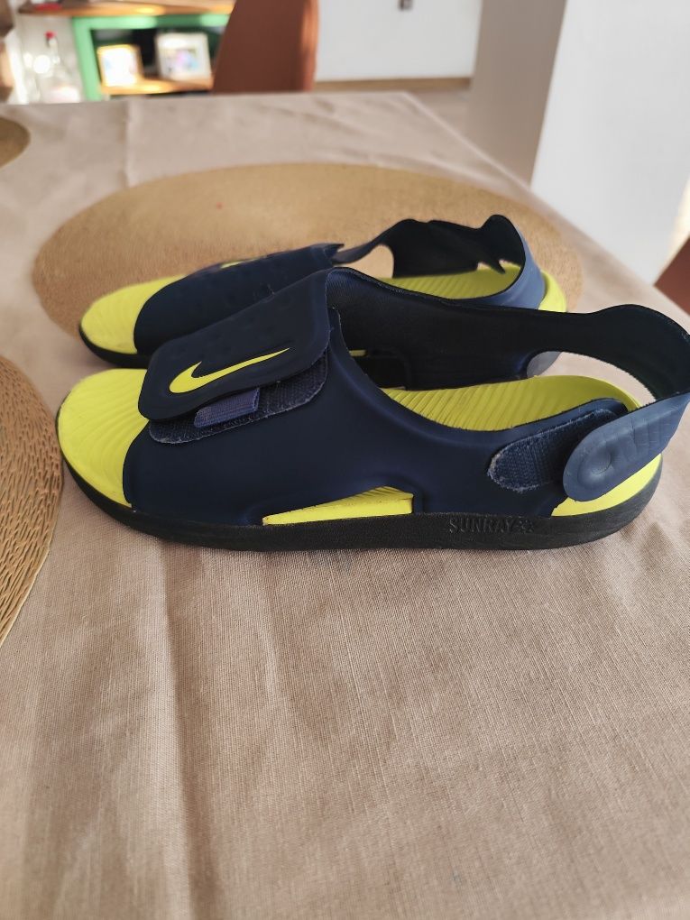 Детски сандали Nike