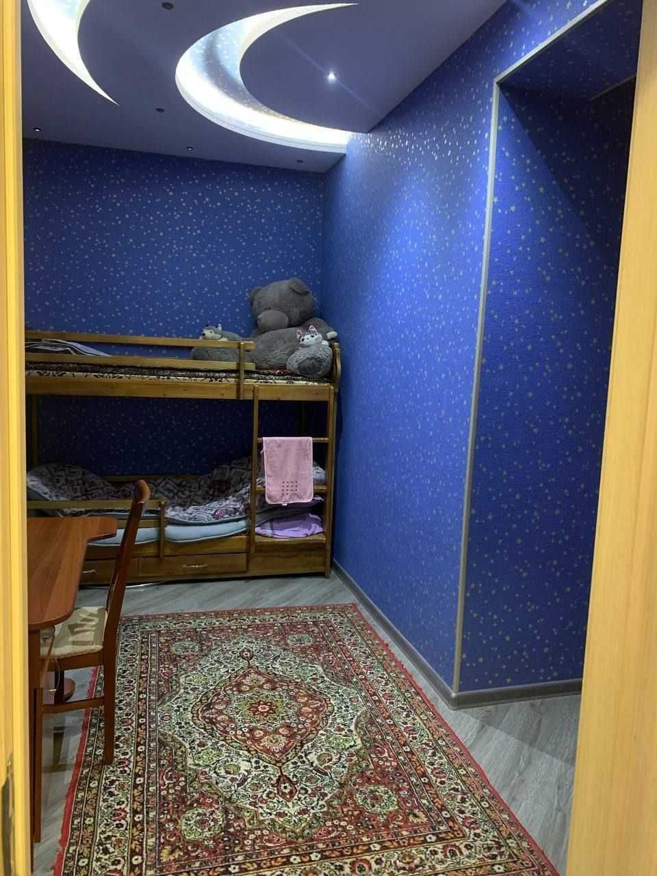 3х комнатная квартира 83кв/м на 2 этаже, Микрорайон