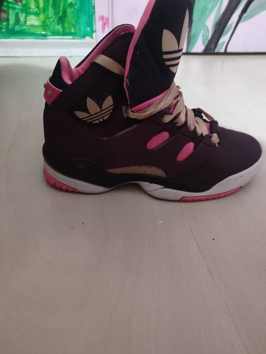 Маратонки Adidas