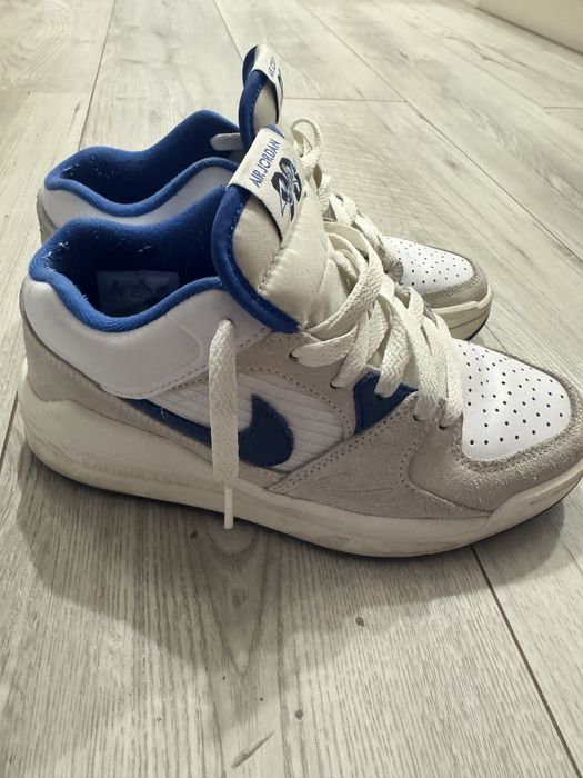 Nike Jordan Stadium 90