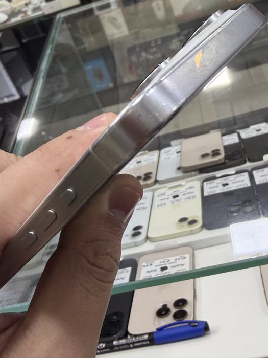 16 pro 256 gb white dual sim ZAA 90%