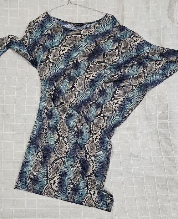 Rochie mini/ bluză lucioasă 36-38