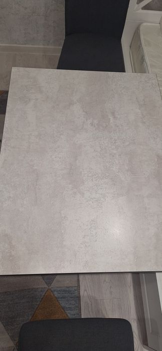 Продам стол 30000