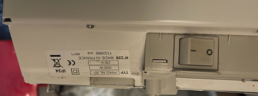 Конвектор Airelec 3000 W Made in France - проблем в релето