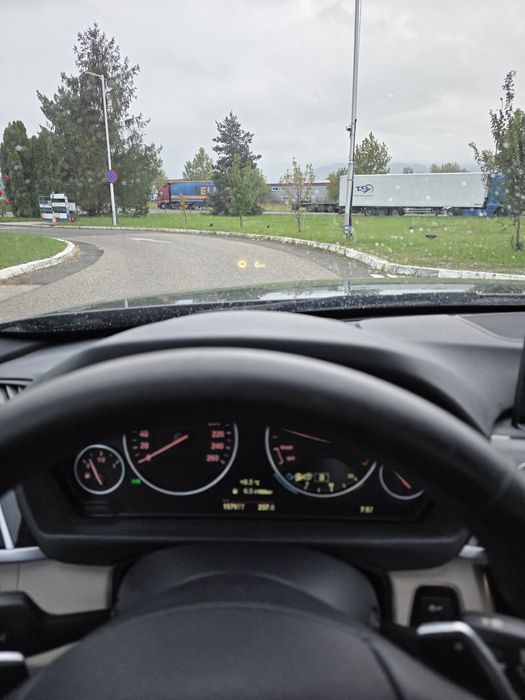 BMW seria 3 f30 320i facelift b48 Luxury Line automat trapa led