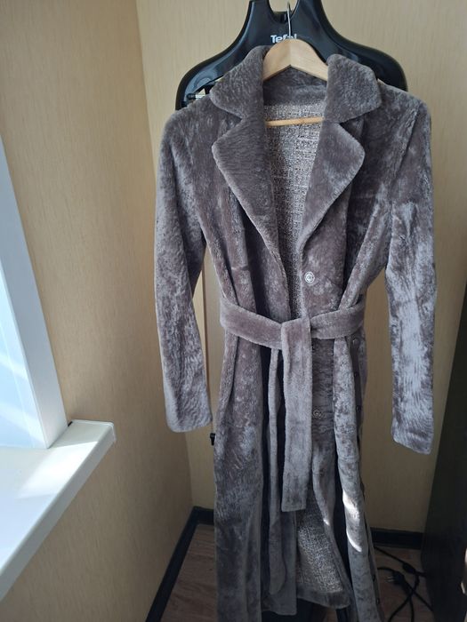 Продам шубу двусторонняя