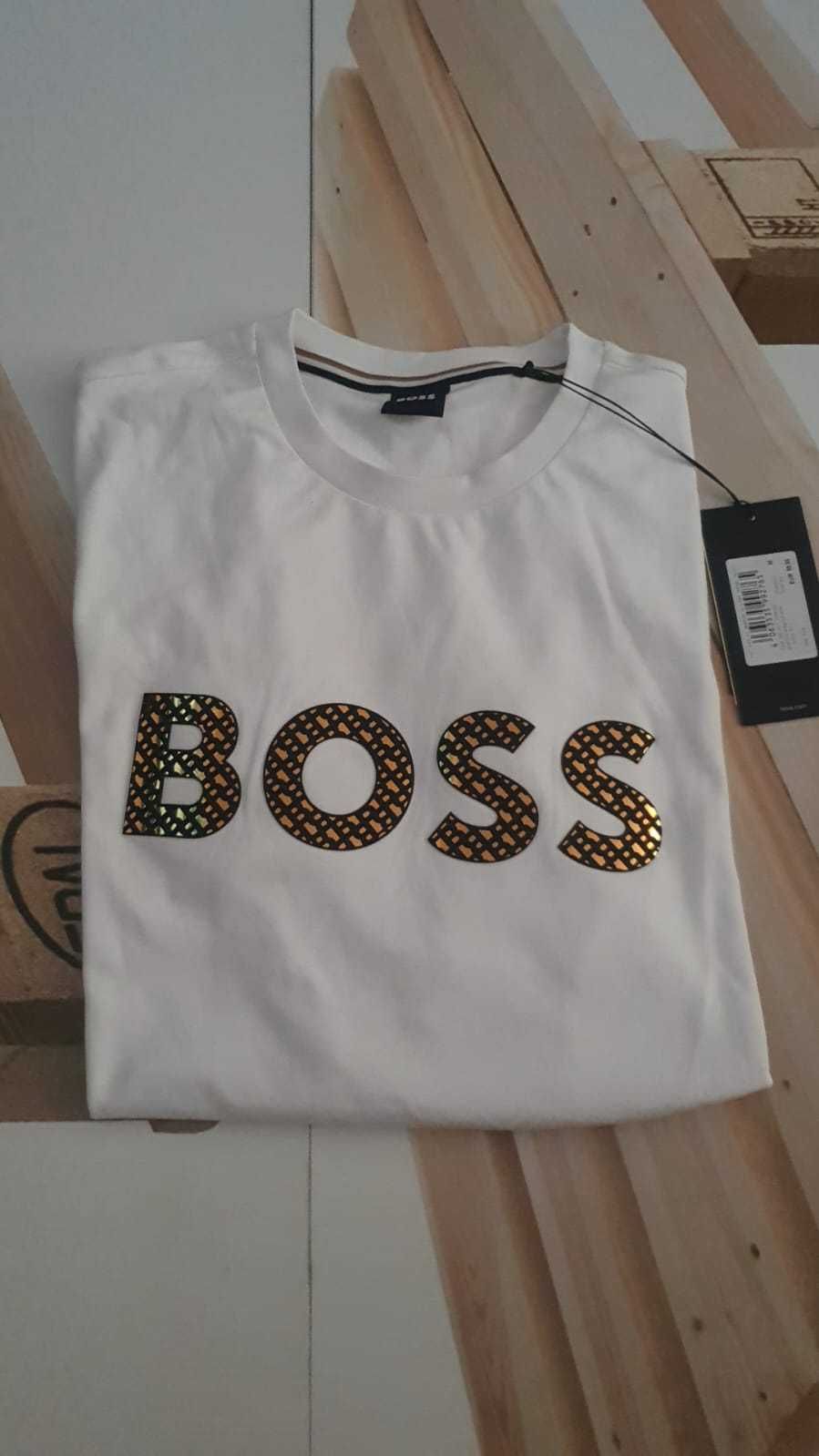 Vand tricou barbati Hugo Boss masura L  si XL  nou cu eticheta.