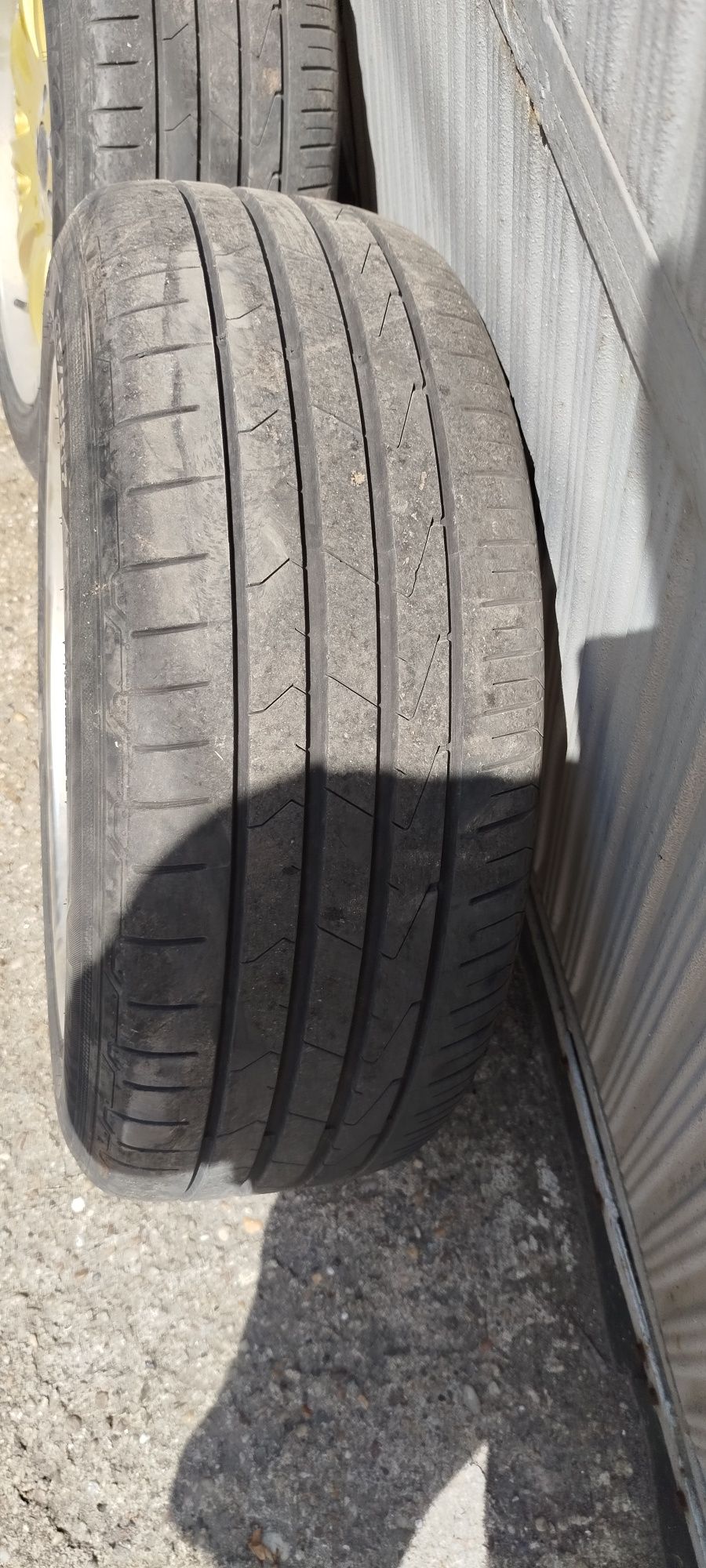Гуми с 225/55 R 17