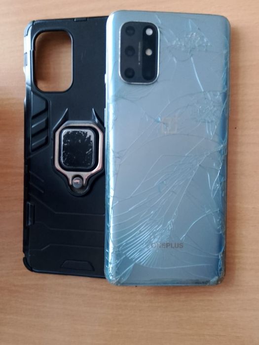 Продам OnePlus 8T
