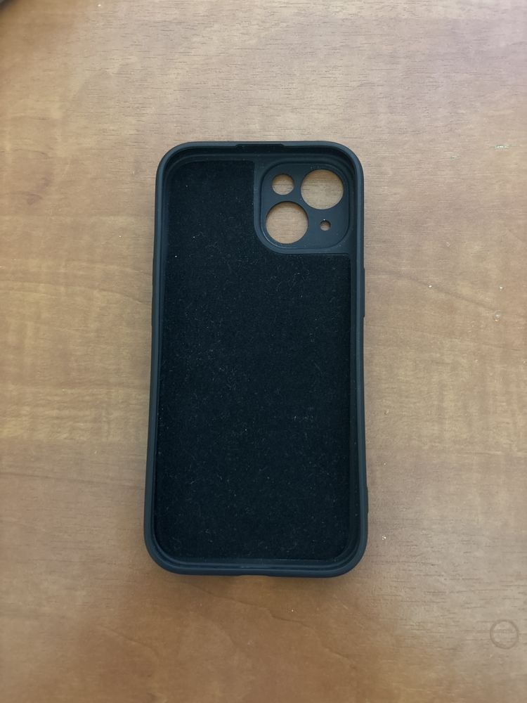 Чехол на iPhone 15
