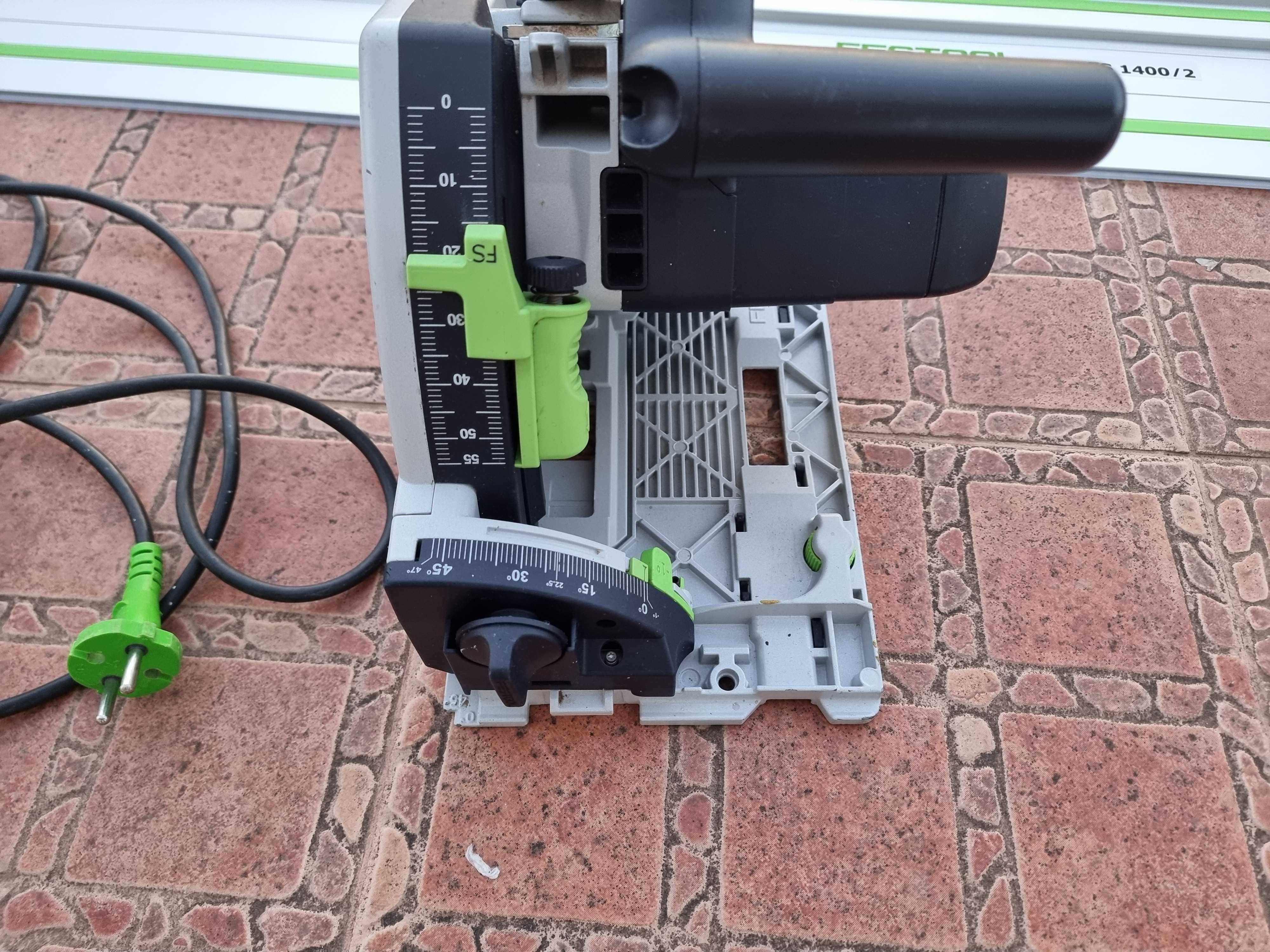 Festool TS 55 FEBQ  - потапящ циркуляр с шина