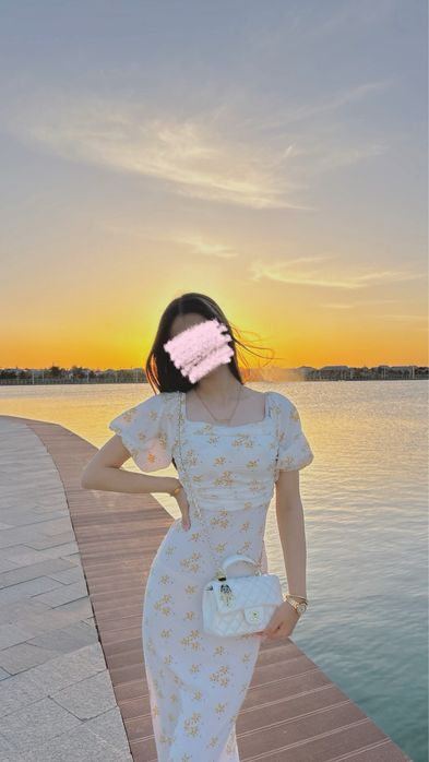 Нежное платье, продам за 5000