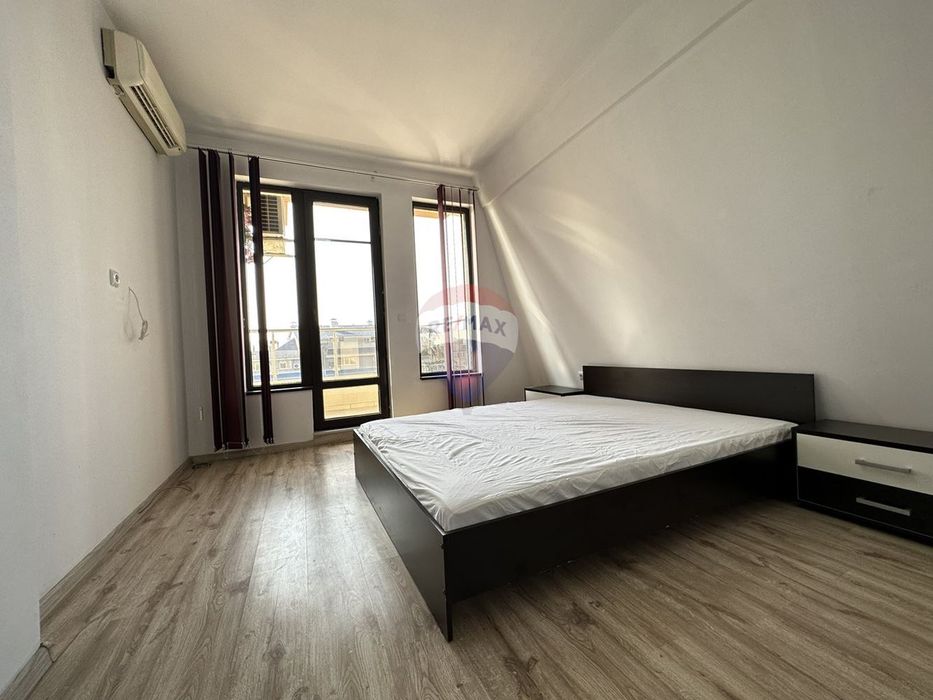 Дава се под наем Тристаен апартамент в Варна, Левски - 110 кв.м за 765 € - Снимка #4