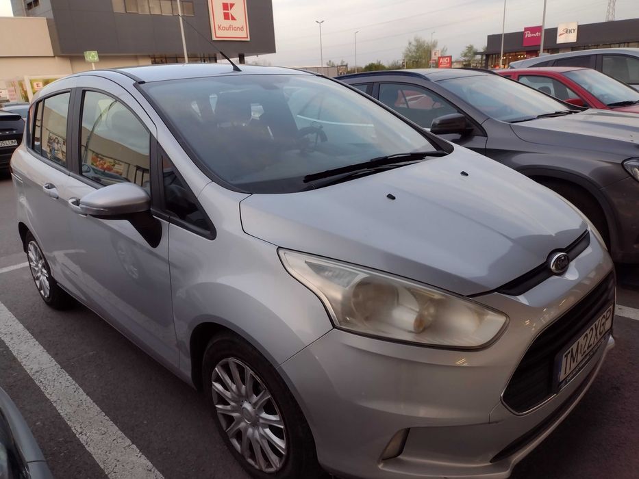 Vând Ford B Max unic proprietar
