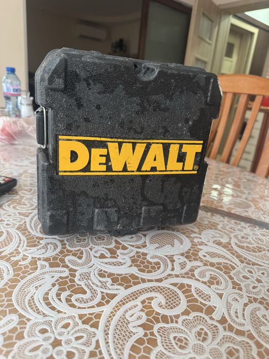 Dewalt dw088 лазерен  нивелир