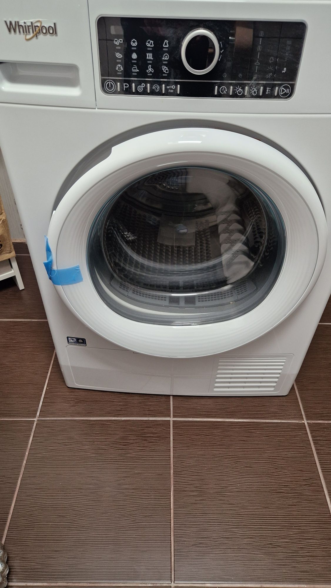 Uscator electric de rufe Whirlpool .